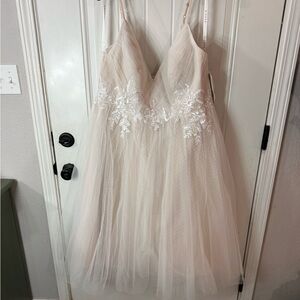 Azazie Liana Short Wedding Dress 20W